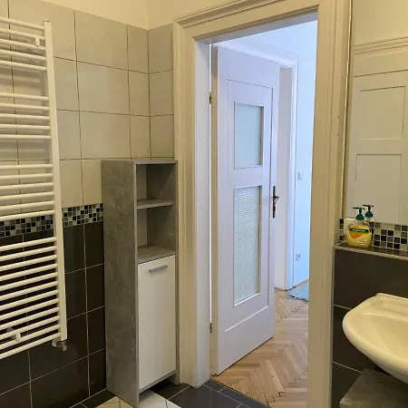 Apartment Moderne Auf Kremser Ringstrasse *