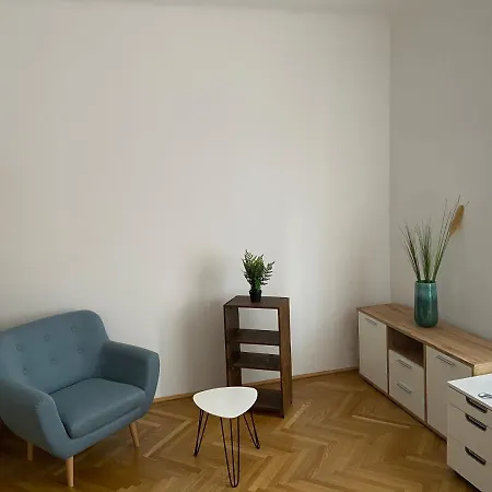 Moderne Auf Kremser Ringstrasse * Krems an der Donau