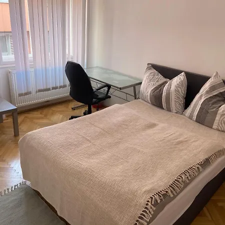 Apartment Moderne Auf Kremser Ringstrasse *